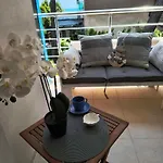 Cozy Private Excelsior Sunny סאני ביץ'