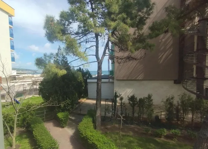 Cozy Private Excelsior Sunny סאני ביץ'